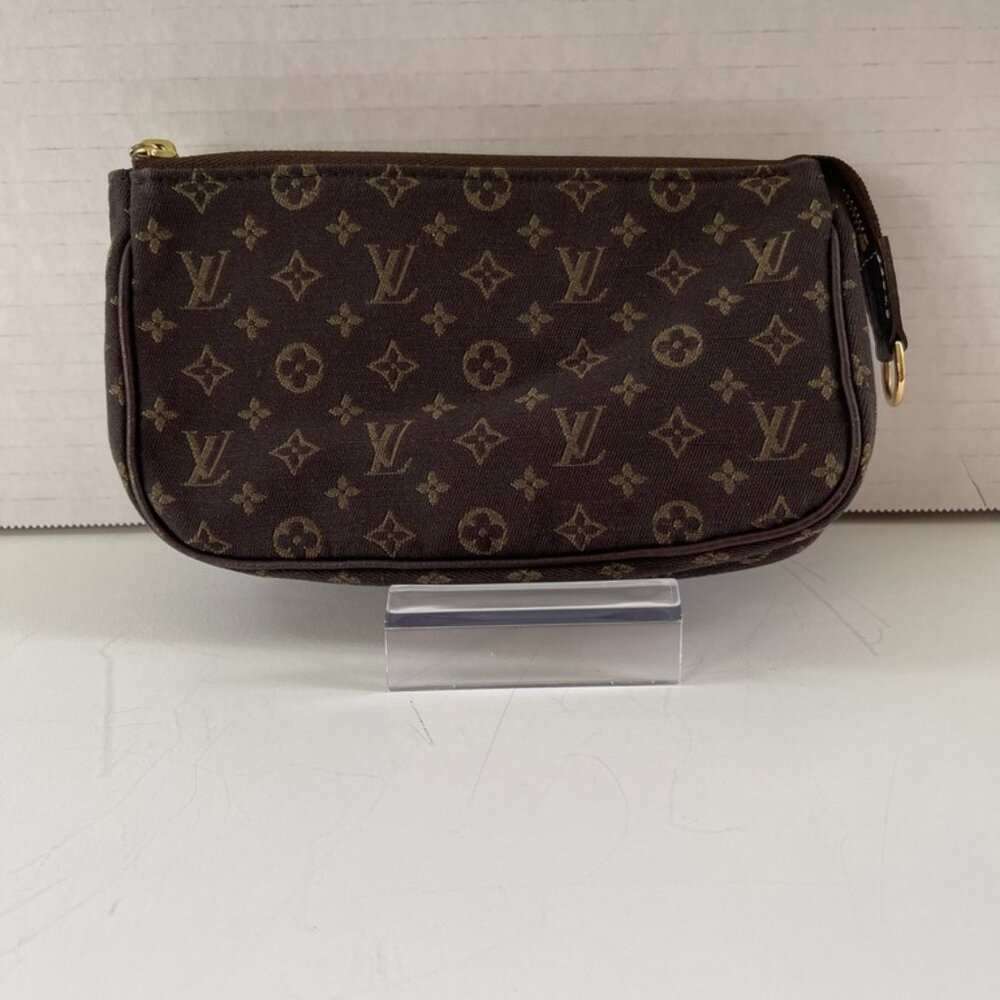Louis Vuitton Monogram Mini Lin Pouch (141584)
